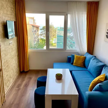 Penthouse Panorama Sea View Apt. * 帕莫瑞