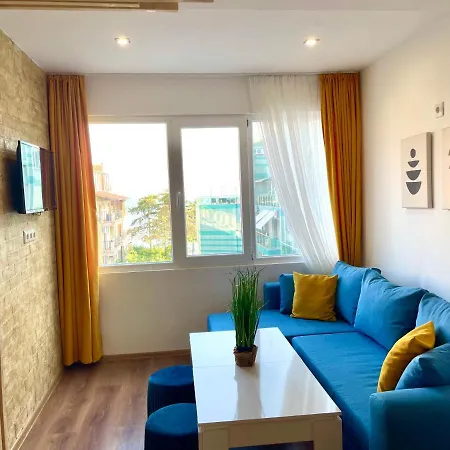 Penthouse Panorama Sea View Apt. * 帕莫瑞