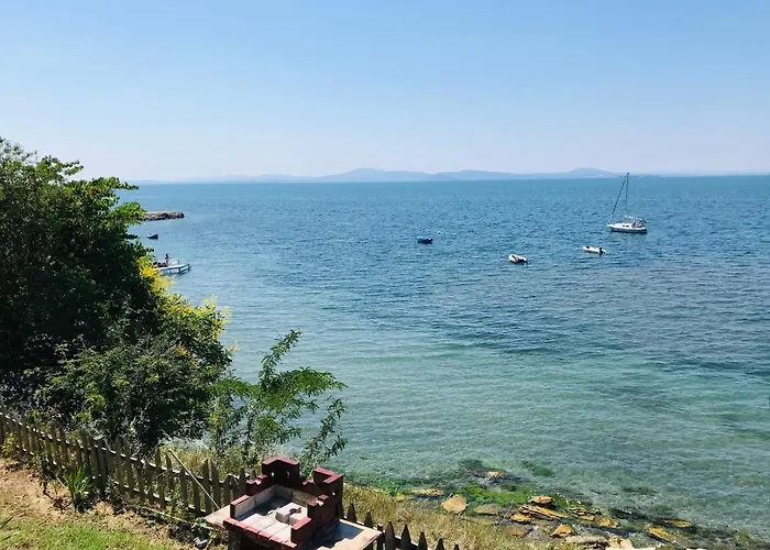 Penthouse Panorama Sea View Apt. Апартамент Поморие