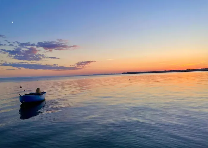 Апартамент Penthouse Panorama Sea View Apt. *